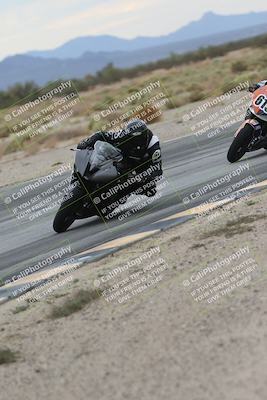 media/Sep-21-2025-Race Pace (Sun) [[98bf33ef95]]/Verified/5-Turn 15 Inside (930am)/